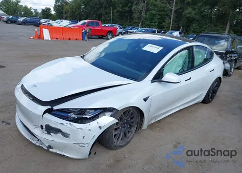 2024 Tesla Model 3 Long Range Dual Motor All-Wheel Drive/Rear-Wheel Drive from USA, damaged, VIN 5YJ3E1EA9RF758861